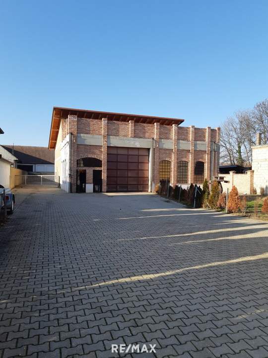 Ihr Traumhaus in Gols: 2.400 m² Baugrund mit 280 m² Rohbau, Terrasse und 10 Stellplätzen!