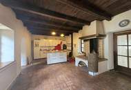 Stilvoll wohnen in historischem Ambiente - Großzügiges Stadthaus mit Einliegerwohnung, Kamin, Garten, Pool & Stadtmauerblick