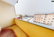 Sanierungsbedürftige 3-Zimmer-Wohnung mit ca. 77 m² inkl. Loggia in +++ Zeltweg +++