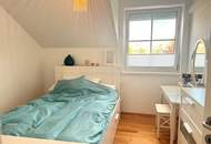 "Modernes Reihenhaus mit Pool, Keller, 2 Stellplätze&Garage!"