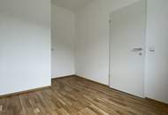 Wohnen im Einklang mit der Natur: modernisierte 2-Zimmer-Wohnung in Grünburg mit durchdachter Raumaufteilung und hochwertiger Bodensanierung! Entdecken Sie das volle Potential dieser Wohnung mit KI-gestützter Visualisierung!