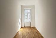 Großzügige 3,5-Zimmer-Altbauwohnung in Ruhelage – Erstbezug nach hochwertiger Sanierung