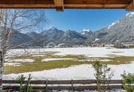 WOHNEN AM SEE - Absolute Rarität in unmittelbarer Seenähe mit Bergblick - 5 Zimmer Erdgeschoßwohnung mit großzügigen Räumlichkeiten