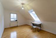 Einladendes Haus im Grünen! Großer Grund, Südterrasse, Keller und Doppelgarage