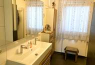 MODERNES TRAUMHAUS mit POOL & WELLNESSBEREICH / ZENTRUMSNAHE RUHIGE SIEDLUNGSLAGE / SACKGASSE