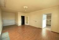 HERRLICHER FERNBLICK vom 7. STOCK! Wohnung mit LOGGIA zu SANIEREN!