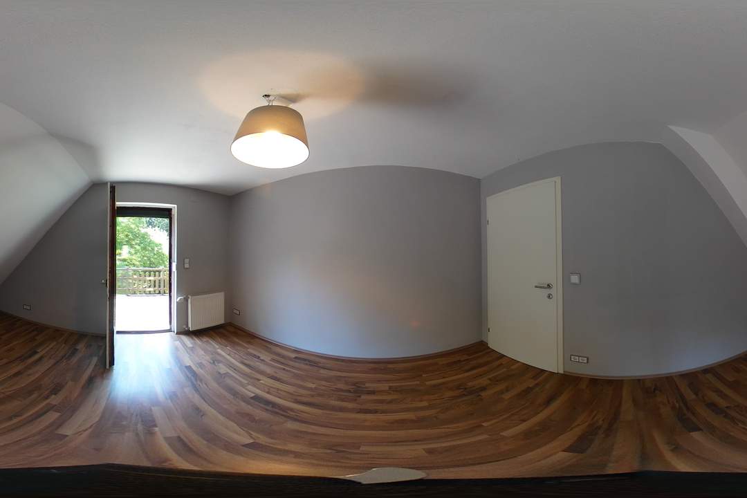 Großzügiges Wohnhaus mit 4 Wohneinheiten in herrlicher Aussichtslage - nähe Graz