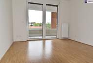 Herrliche Drei-Zimmer-Wohnung mit riesigen FREIFLÄCHEN und Garagenplatz! Schlossbergblick!