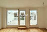 Großzügige Wohnung mit traumhafter Terrasse - provisionsfreier Erstbezug!