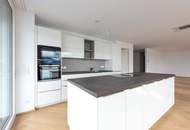 Luxuriöse Erstbezugswohnung mit Seeblick und XL Terrasse