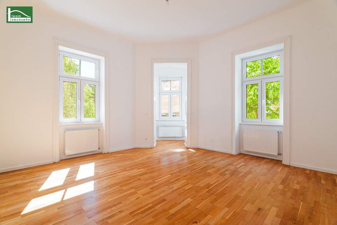 Das Hasner Palais – Eckwohnung mit Erker und separater Küche im sanierten Altbau!