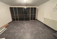 Avantgarde mit Garten, Terrasse, 6 Zimmer plus Keller