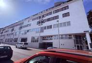 Geschäftsfläche mit Lager samt LKW-Einfahrt, Office, Sanitärflächen und Küche