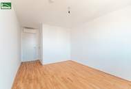 Exklusive Erstbezugs-Wohnung mit 55 m² Wohnküche und großer Hof-Terrasse! Küche und Top Ausstattung inkludiert!