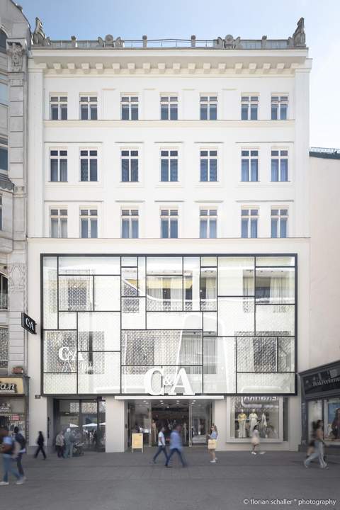 Klimatisiertes und saniertes Altbau-Büro in Top-Frequenzlage auf der Mariahilfer Straße