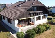 Exclusives Landhaus mit Traunsteinblick-Sonnige Lage am Tor zum Salzkammergut!