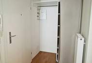 NASCHMARKT-NÄHE, 62 m2 Dachgeschoß, 2 Zimmer, Küche, Wannenbad, Parketten, U4-Nähe, Kettenbrückengasse