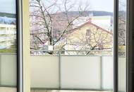 Sanierte, helle 2-Zimmer Wohnung mit Fernblick in Grünruhelage nähe HTL - kleiner Balkon