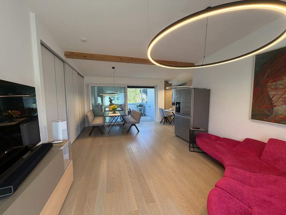 Wohnung mit Penthouse-Charakter und überdachter Terrasse