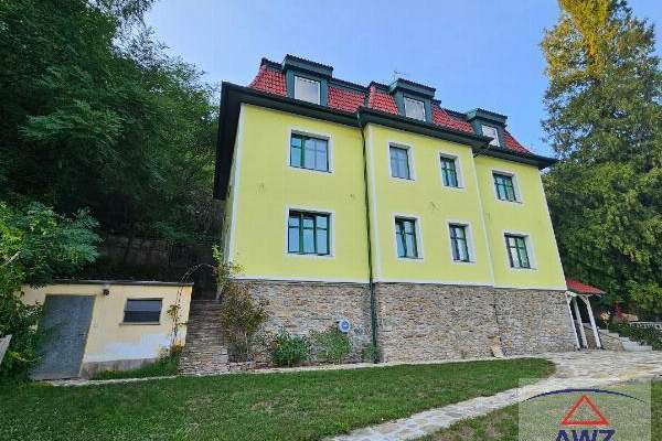 Horn/Rosenburg- Größeres Haus mit 5 WOHNUNGEN zu verkaufen!, Haus-kauf, 510.000,€, 3573 Horn