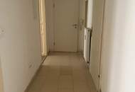 Hervorragende 2-Zimmer-Wohnung im Zentrum – Beste Infrastruktur! Günstig !