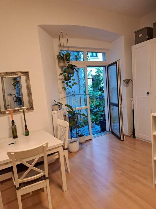 Historisches Biedermeierjuwel mit Terrasse und Garten