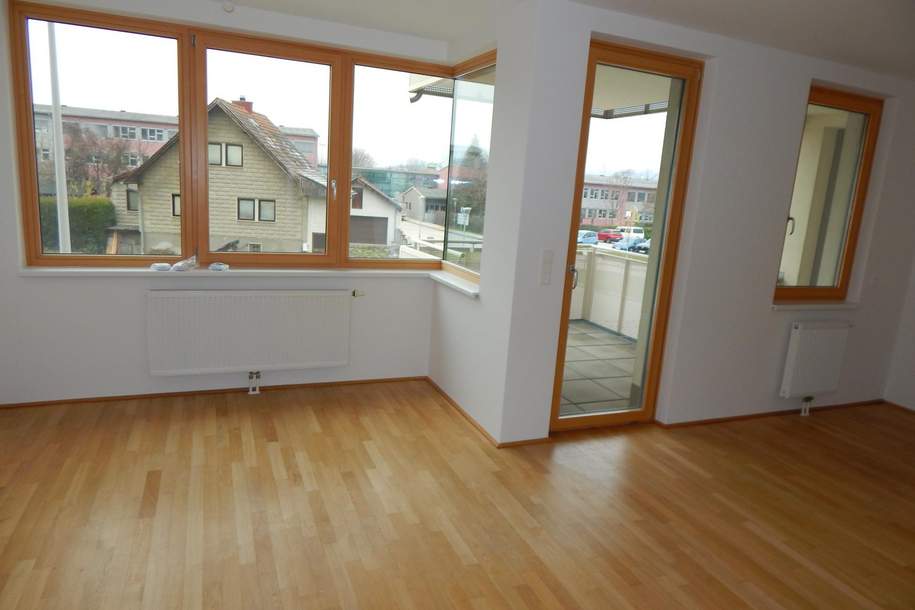 PROVISIONSFREIE, TRAUMHAFTE, SEHR GEPFLEGTE 2-ZIMMER-TERRASSENWOHNUNG IN TOPLAGE IM ZENTRUM, Wohnung-kauf, 171.500,€, 2020 Hollabrunn