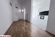 Wunderschöne helle 3-Zimmer Altbauwohnung mit neuer Küche und modernen Badezimmern!