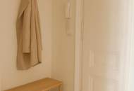 BASTLERHIT - 1-Zimmer Altbauwohnung zum Sanieren - 2. Liftstock