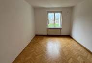 Naturnahe 3-Raum Wohnung mit Balkon! Wohn(t)raum in ländlicher Wohlfühlumgebung, mitten in der wunderbaren Pyhrn-Priel Bergwelt! Ab 01.05.2026 & KEINE Befristung!