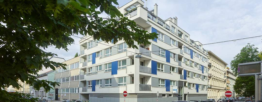2-Zimmer-Wohnung inkl Küche, Balkon Außenfläche und Kellerabteil / RG17 Top 10