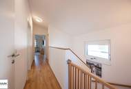 traumhafte Doppelhaushälfte mit Grünblick - PV, Wärmepumpe und Klimaanlage - Videobesichtigung online!