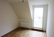 15370 - Hofruhelage mit Balkon und Dachterrasse