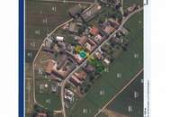 Stilvolles Wohn-Bauernhaus mit Nebengebäuden und Grüngarten!