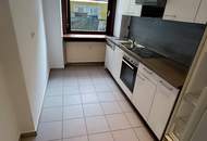 Nähe Innenstadt: GERÄUMIGE 2-Zimmerwohnung