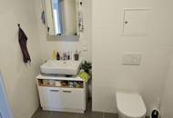 Ab November: Schöne 2-Zimmer-Wohnung mit Balkon nahe U1 Rennbahnweg
