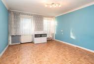 Attraktive Gelegenheit für Käufer mit Blick für Potenzial – Einfamilienhaus mit Nebengebäude in Karlsdorf