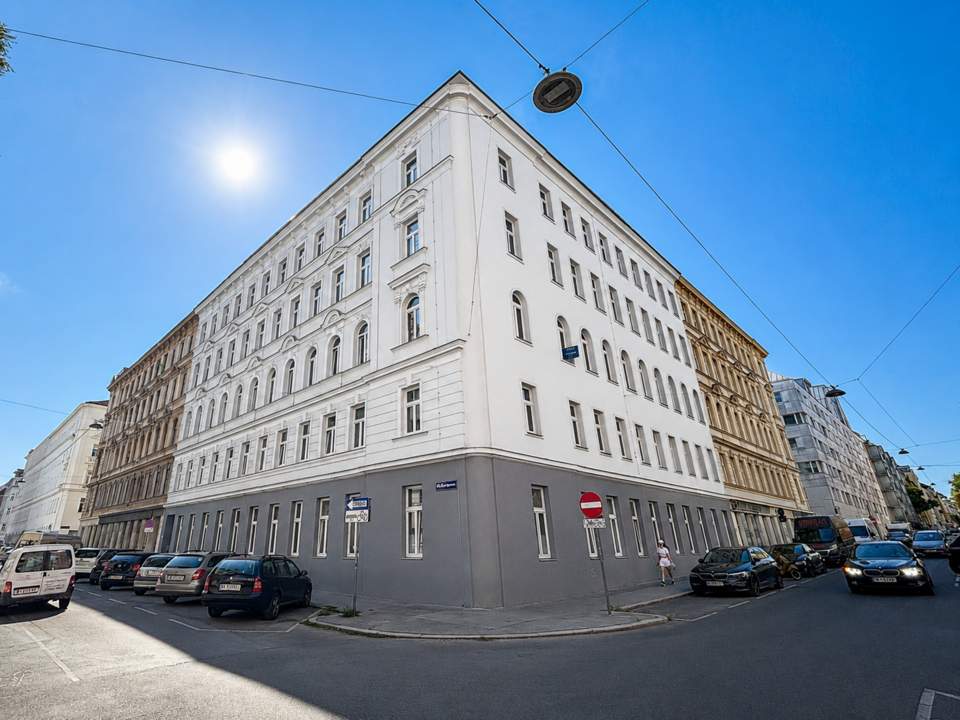 Sanierungsbedürftige 2-Zimmer Wohnung