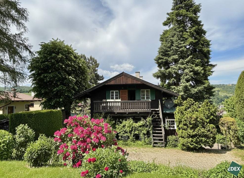 Tirolerhaus auf großem Grundstück und herrlichem Weitblick über die Weinberge