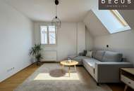 | ENTZÜCKENDE UND HELLE DACHGESCHOSSWOHNUNG | 2 ZIMMER | CA. 51,5 m² | 4. OG | BESTLAGE | HAUPTPLATZ | ECKE MURGASSE