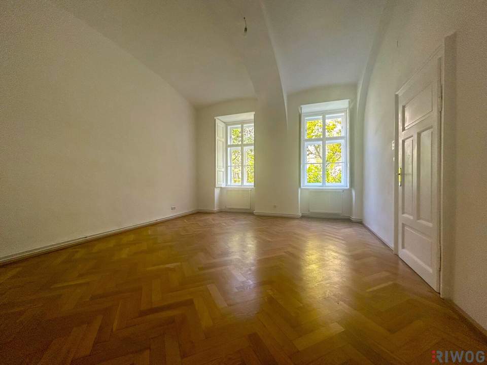 Neu saniert *** bei der U4 Stadtpark *** gartenseitig orientiert *** separate Küche *** zwischen Heumarkt und Wien Mitte Shopping Center