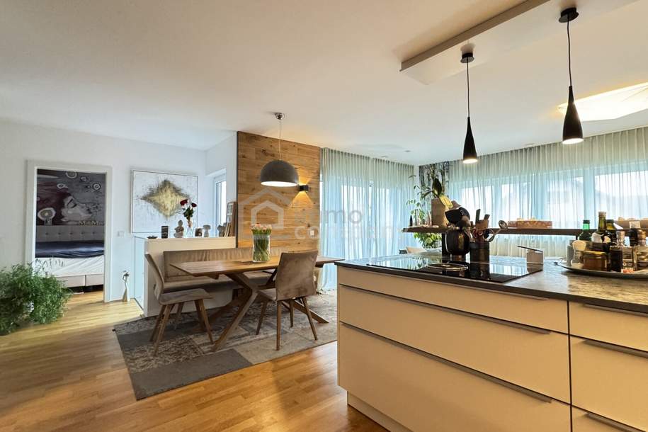 Wunderschöne Wohnung, 5 Zimmer, mit Blick über den glitzernden Attersee, in Seewalchen mit Garten und Sonnenterrasse., Wohnung-kauf, 4863 Vöcklabruck