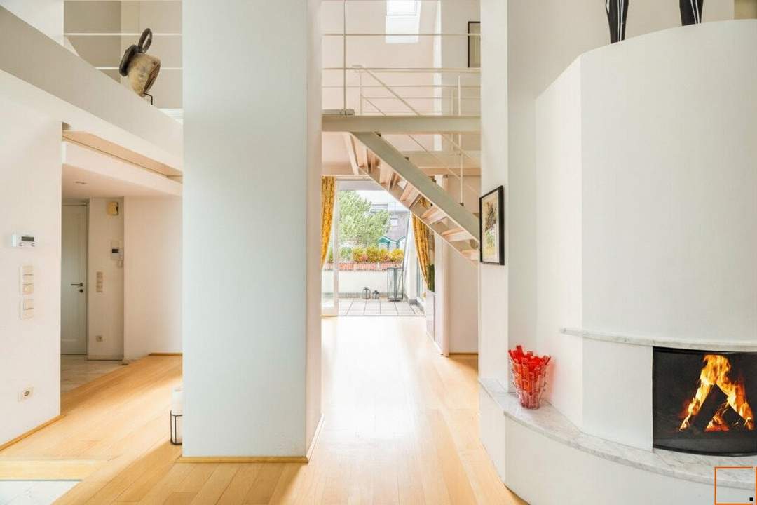 Luftiges Familien-Penthouse mit Ateliercharakter, großen Terrassen und Grünblick