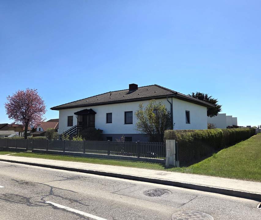 Wohnen auf einer Ebene - Bungalow mit großzügigem Garten