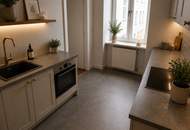 Make Altbau great again - Wohnträume selbst gestalten! Sanierungsbedürftige Altbauwohnung! U-Bahn ums Eck + Traumhaft renoviertes Altbauhaus + Optimalste Infrastruktur und Anbindung! Worauf warten Sie noch?
