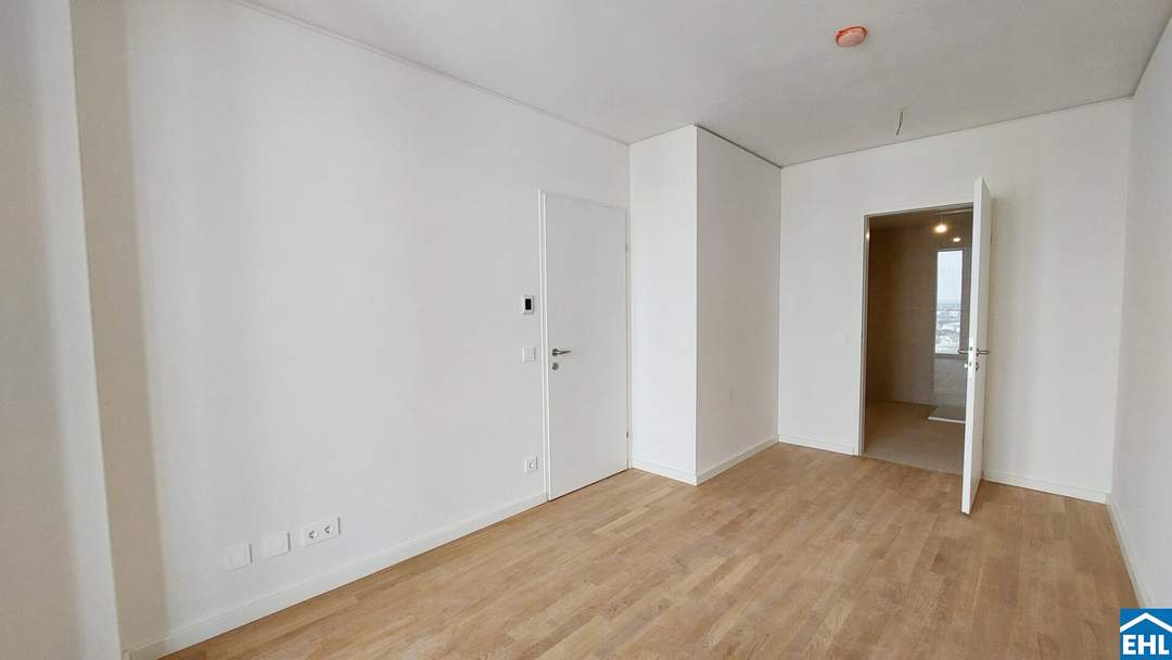 Modernes Wohnen mit Pool &amp; Sauna – TOWER HOMES – V22