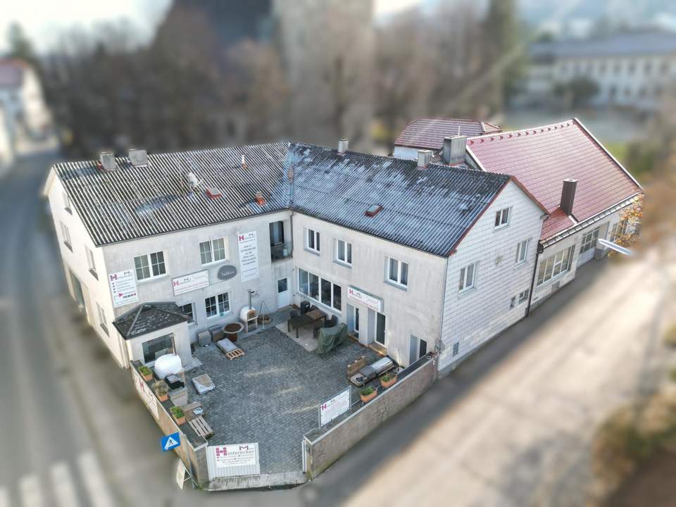 WOHN- UND GESCHÄFTSHAUS DIREKT IM ZENTRUM IN BESTER FREQUENZLAGE