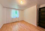 ESSLINGER GRÜNLAGE - Einfamilienhaus mit Garten und Garage