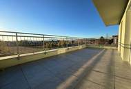 Penthousewohnung - Niedrigenergiehaus in der Engelsdorferstraße, absolute Ruhelage &amp; Ganztagssonne!