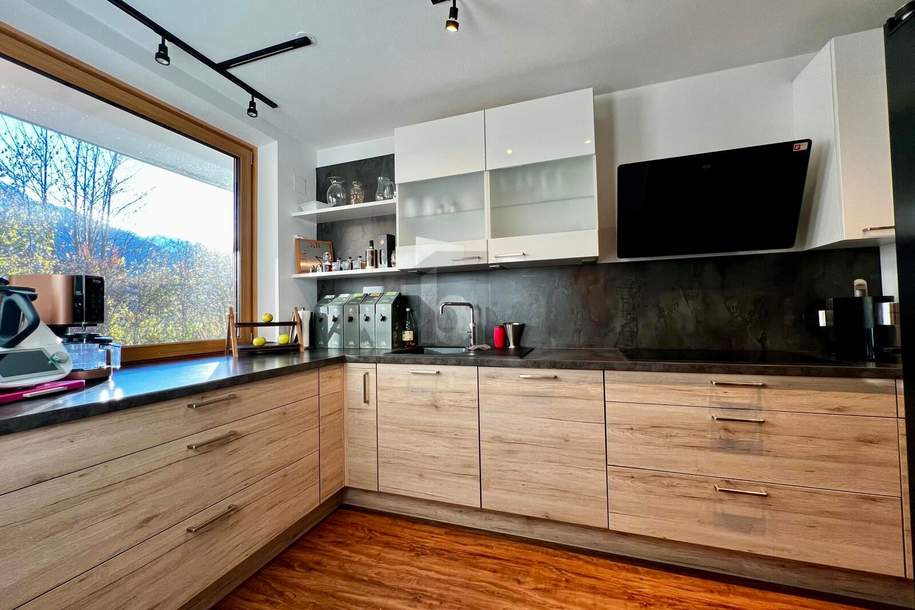 Preisreduktion! PREISHIT! SANIERT MIT SONNIGEM WINTERGARTEN UND SUPER AUFTEILUNG!, Wohnung-kauf, 398.000,€, 5721 Zell am See